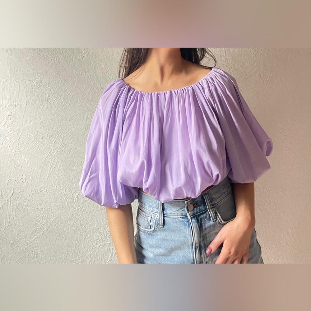 Purple bubble sleeve crop top